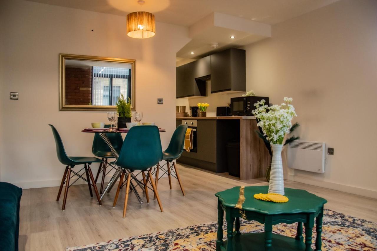 Bv Lush Apartment At Conditioning House Bradford Bradford  Eksteriør billede