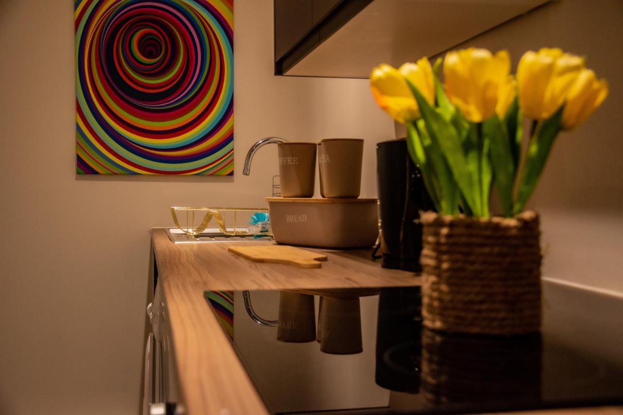 Bv Lush Apartment At Conditioning House Bradford Bradford  Eksteriør billede