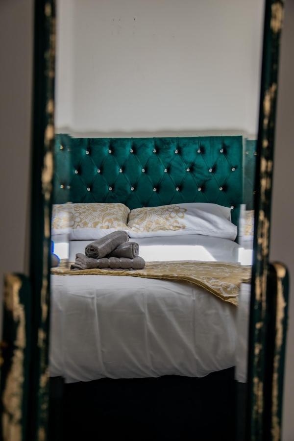 Bv Lush Apartment At Conditioning House Bradford Bradford  Eksteriør billede