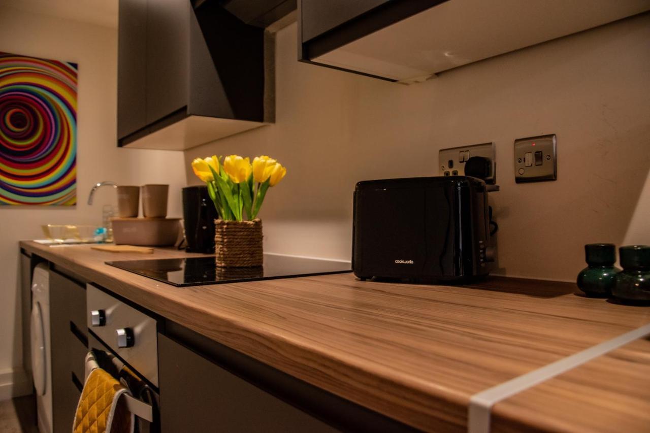 Bv Lush Apartment At Conditioning House Bradford Bradford  Eksteriør billede